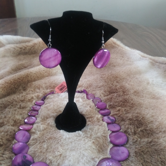 Purple Shell Necklace,Earrings & Bracelet Set NWT - Picture 6 of 12